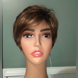 Paula Young wig -Tabitha- auburn mix blonde highlight wig with dark rooting